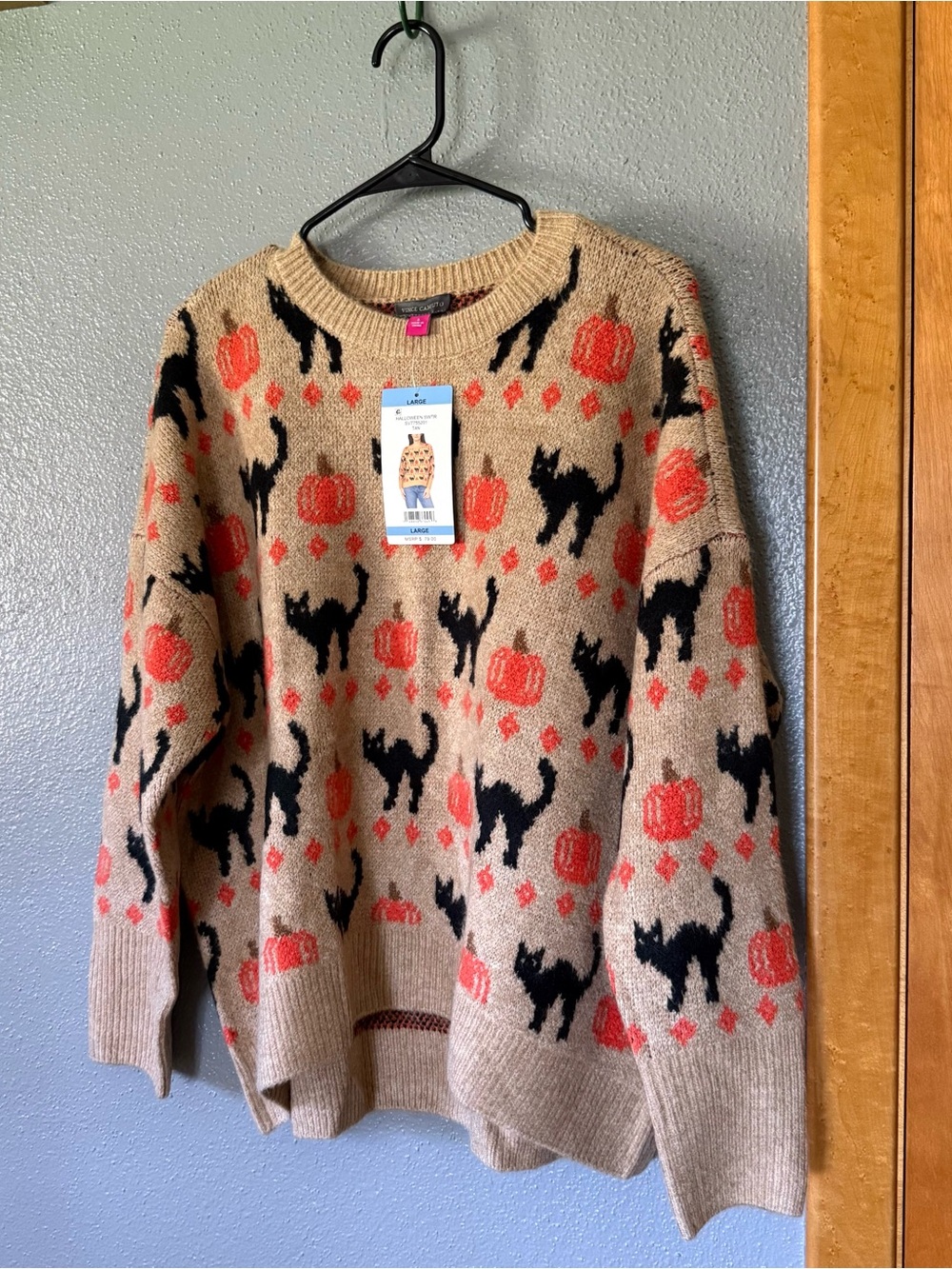 Vince Camuto Halloween Black Cat and Pumpkin Crewneck Sweater Brown & Black